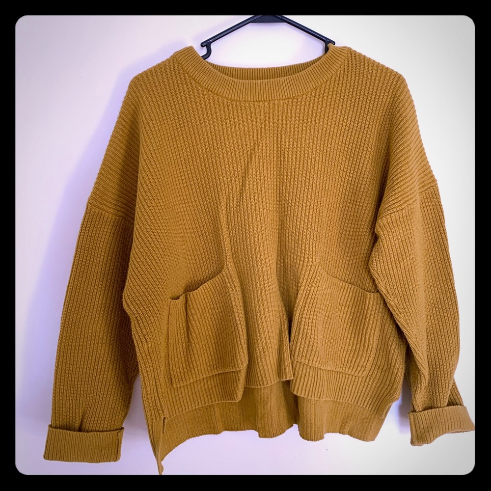 Mustard yellow cropped sweater